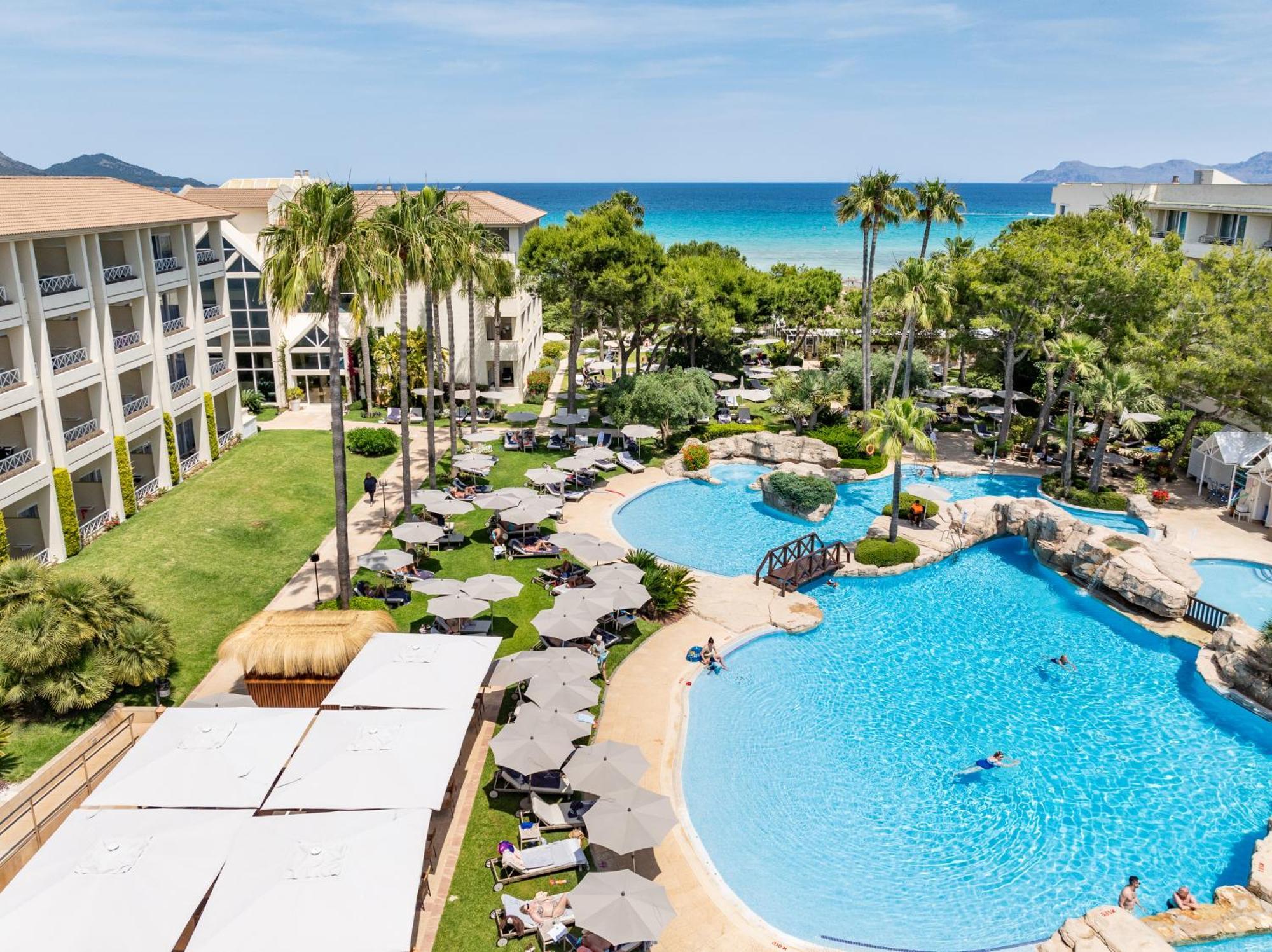 المتنزه الطبيعي وسبا غروبوتيل بلايا ذي مورو المظهر الخارجي الصورة Hilton Mallorca Resort and Spa